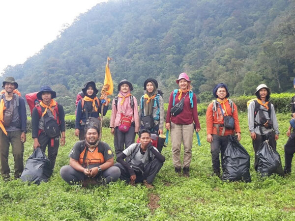 Kelompok Pecinta Alam dan Lingkungan